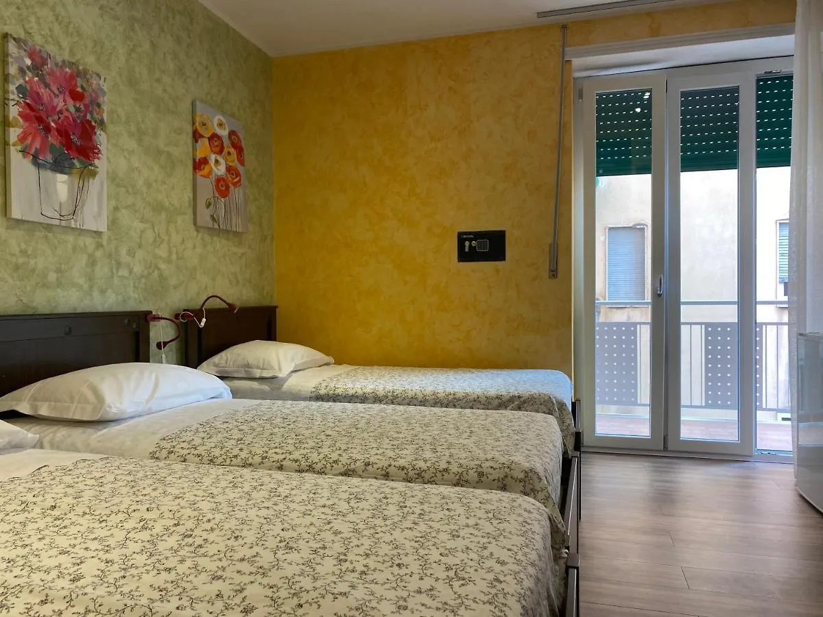 B&B Catania Centro - Charme & More 0*,  Italy